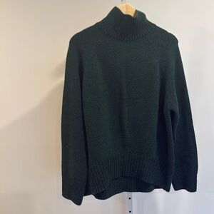 H&M Turtleneck Sweater Dark Green Size XS NWT
